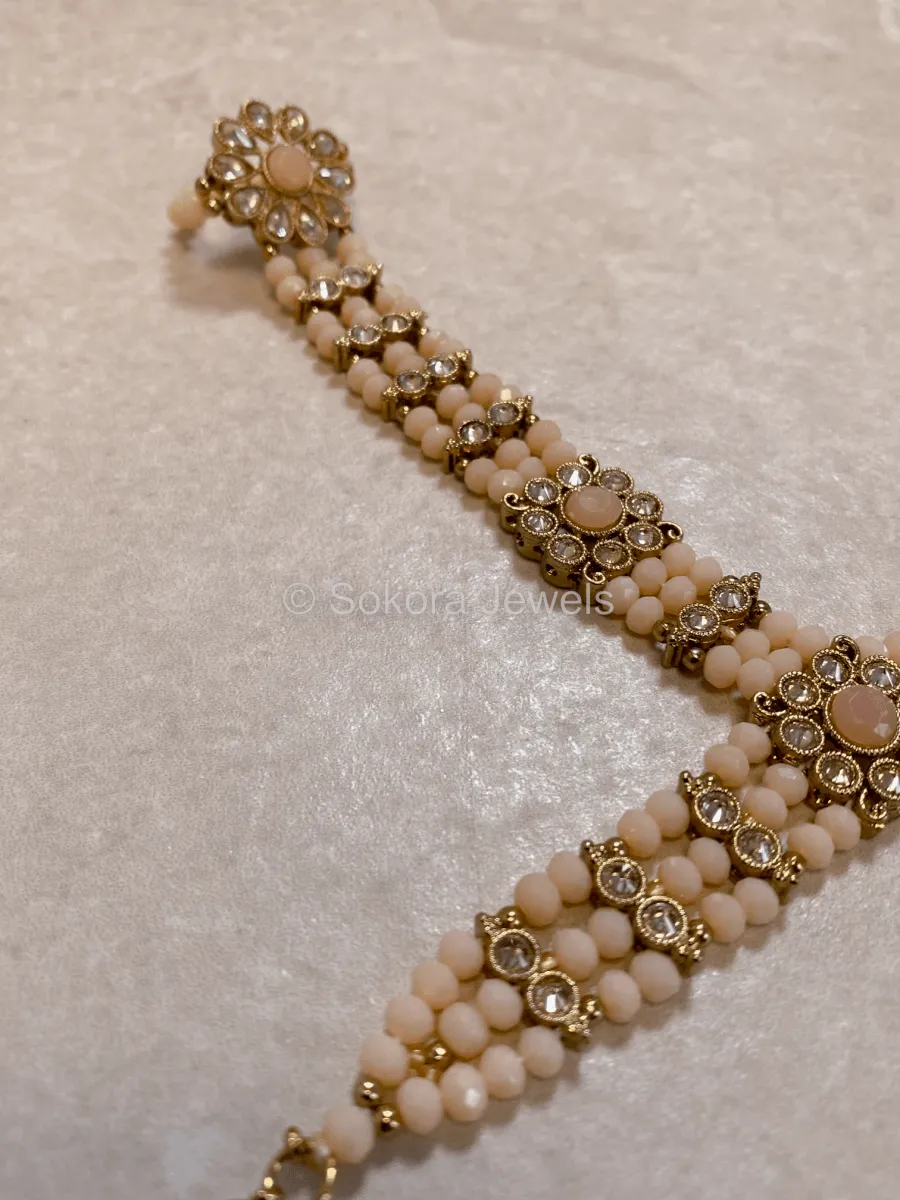 Antique Gold Hand Harness - Peach