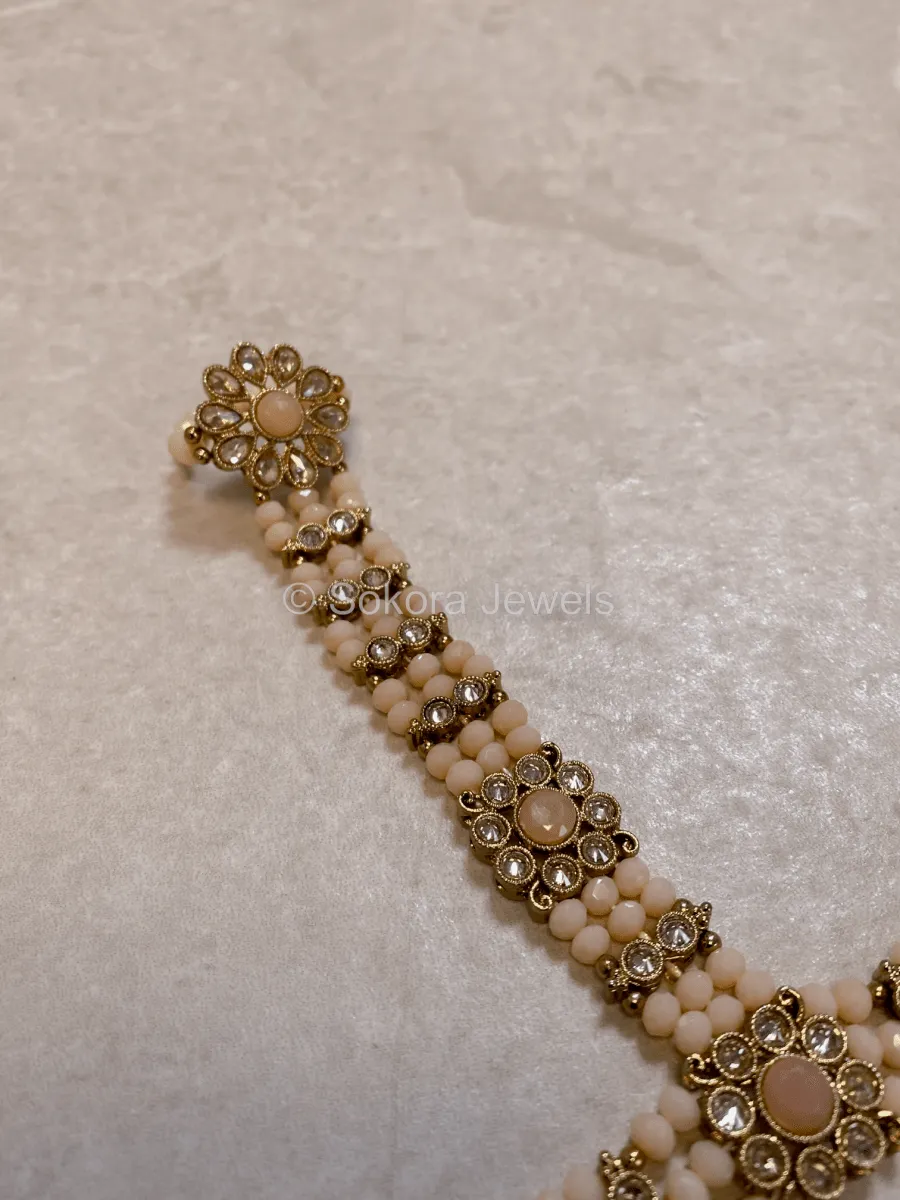 Antique Gold Hand Harness - Peach