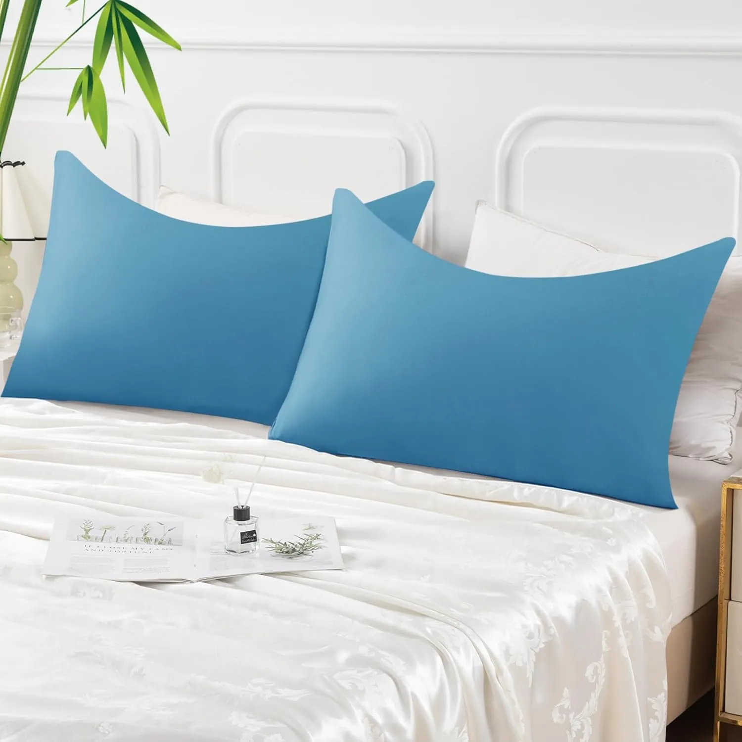 Curved Pillow Case Queen Size, Side Sleeper Pillow Cases Cover Cooling Rayon Derived from Bamboo with Zipper for hot Sleepers Hair and Skin, Breathable Silky Soft Pillowcase 1 Pack 20 * 30 Inches