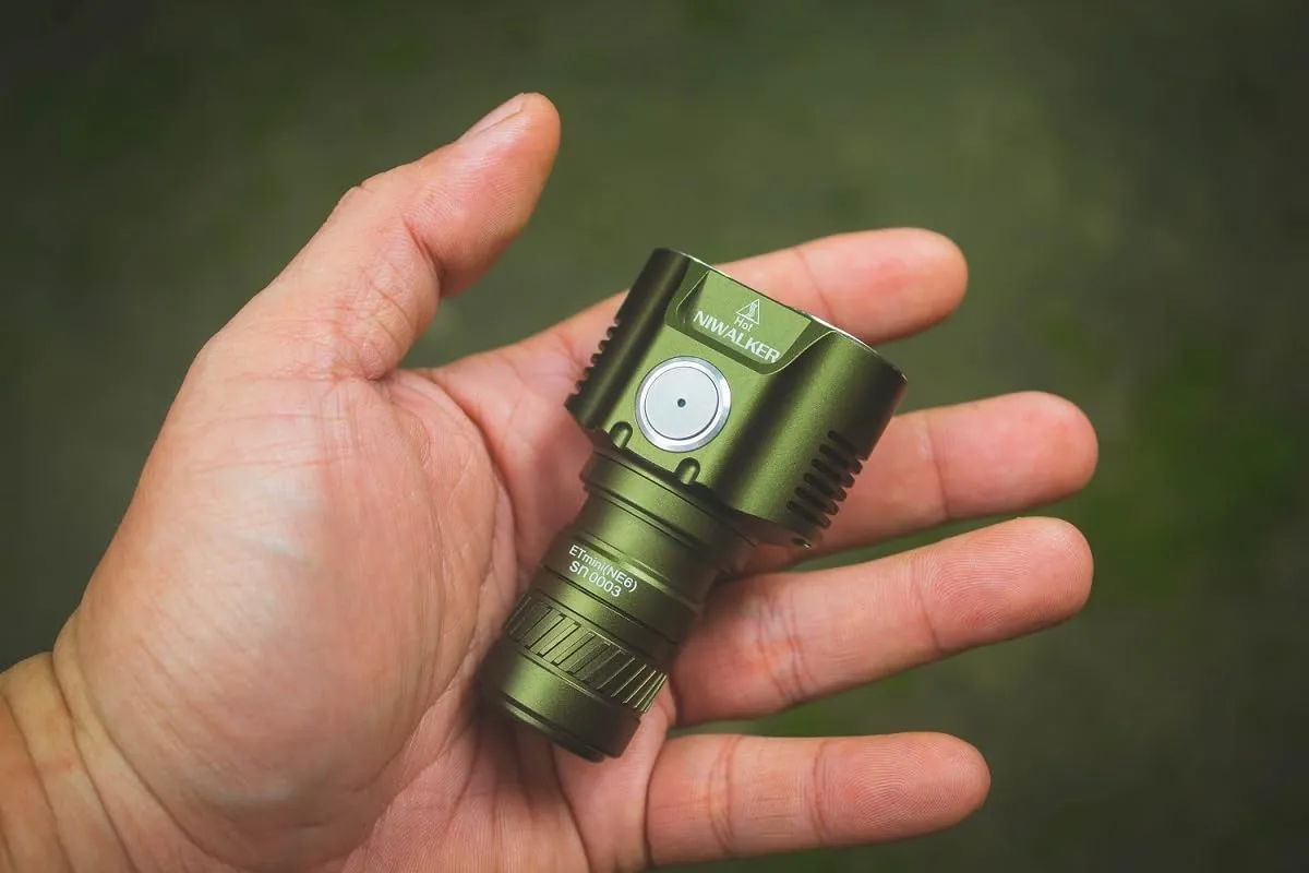 ET mini Flashlight, Magnetic Tailcap Handheld Flashlights, Type-C Rechargeable,Dual Beam Mutli Purpose,3200 Lumen EDC LED Pocket Flashlight,Cool White & Neutral White (Green-NE6)
