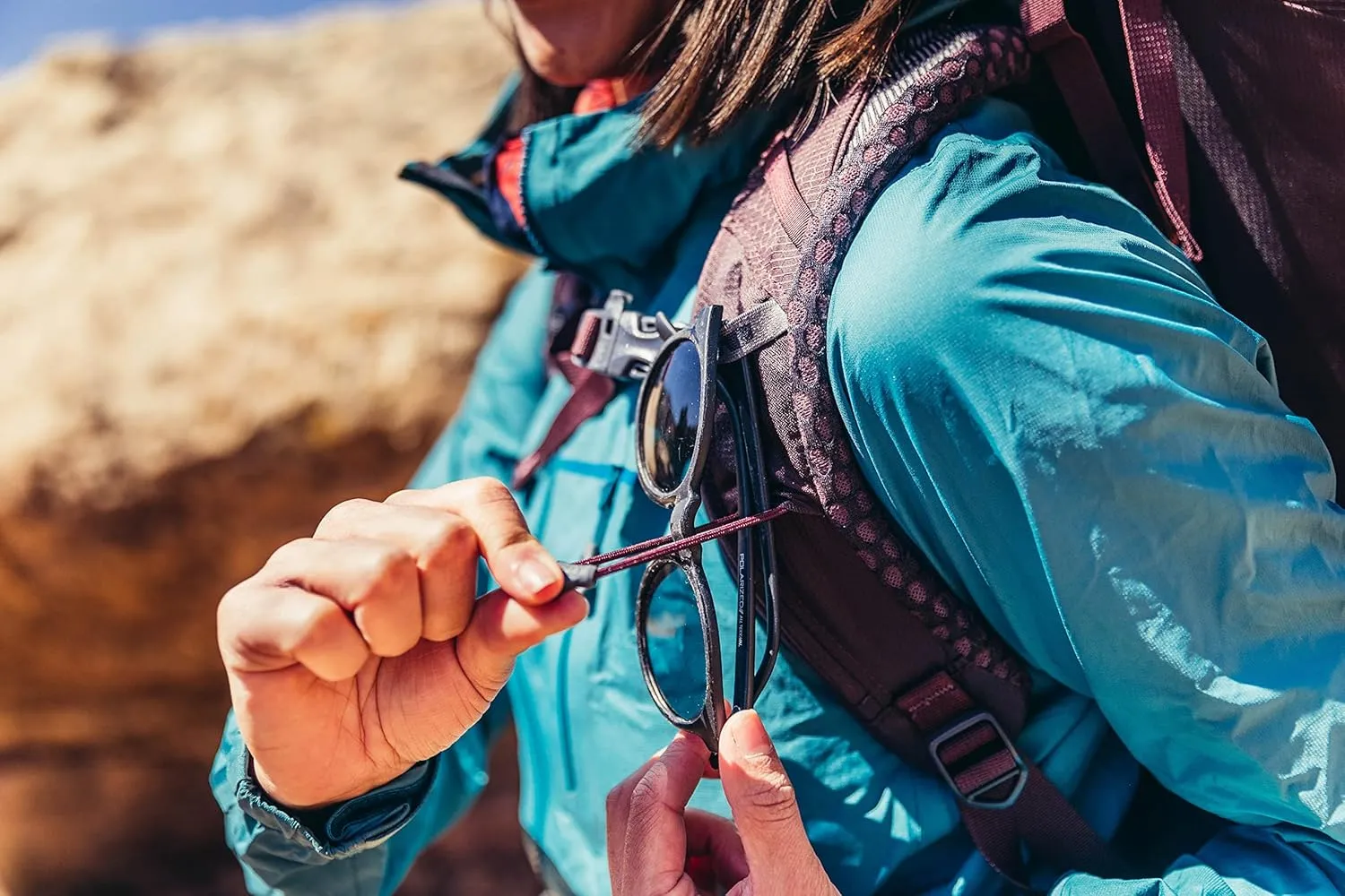 Gregory Deva 60L Women's Dayhiking/Backpacking Pack, Freefloat Suspension, AirCushion Breathable Backpanel, Alloy Frame, Small, Emerald Green