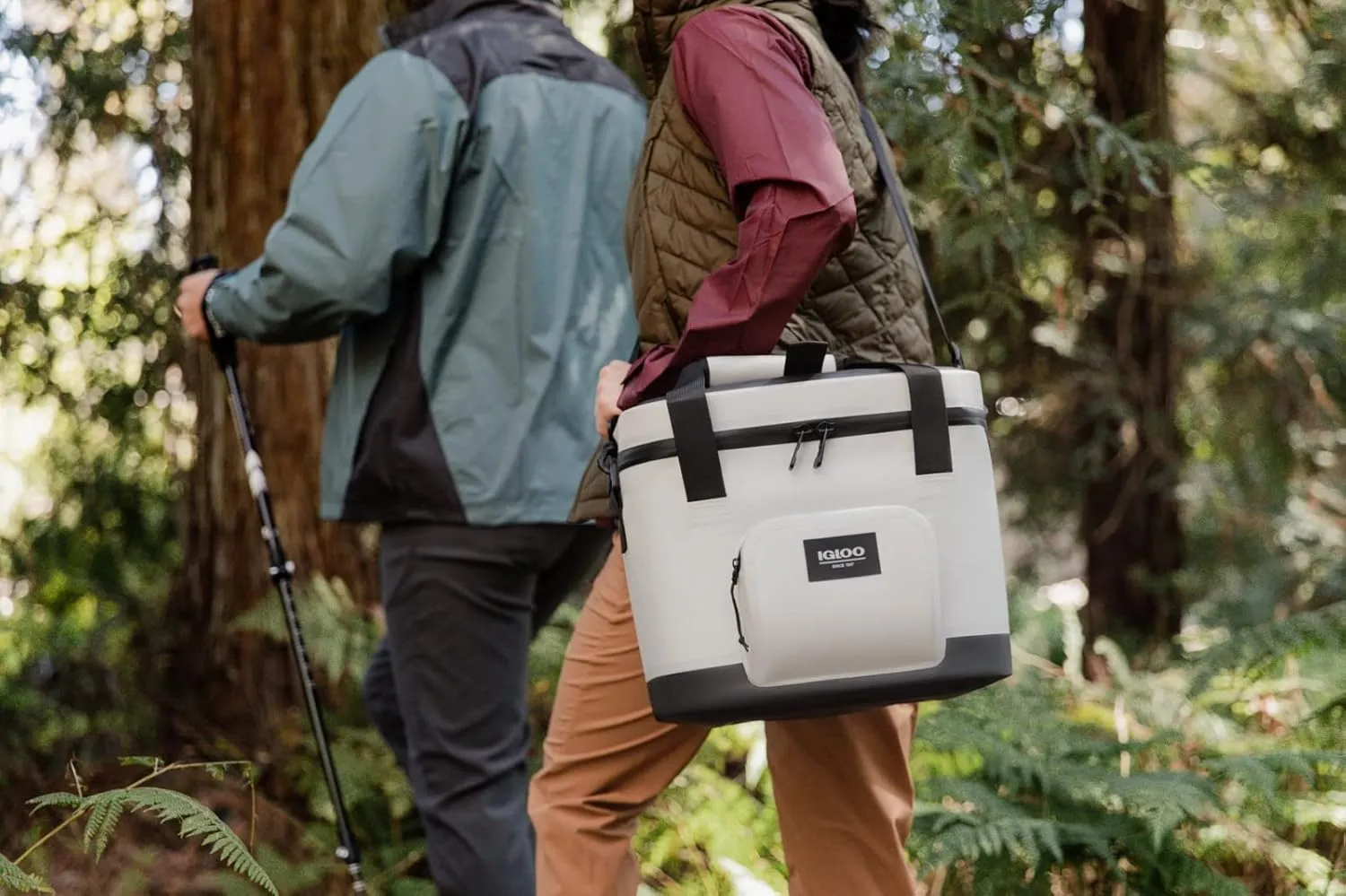 Igloo Trailmate Soft Cooler, Insulated Leakproof Softsided Cooler Bag, Portable Ice Chest, Lunch Cooler Tote Bag