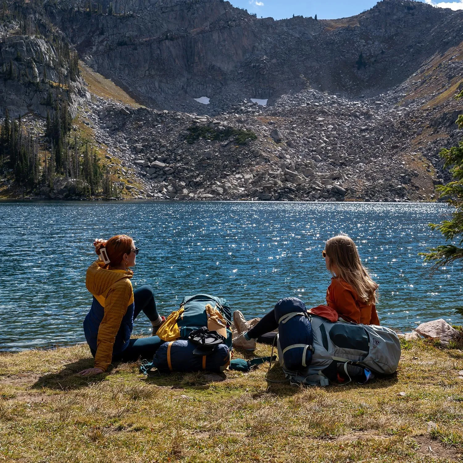 Kelty Glendale 65L – 105L Multiday Backpacking and Thru Hiking Pack, Fit Plus Customized Suspension, Shoulder Strap Pockets, Long Haul Hiking Backpack, Women’s Specific Fit (Sea Spray, 65L)