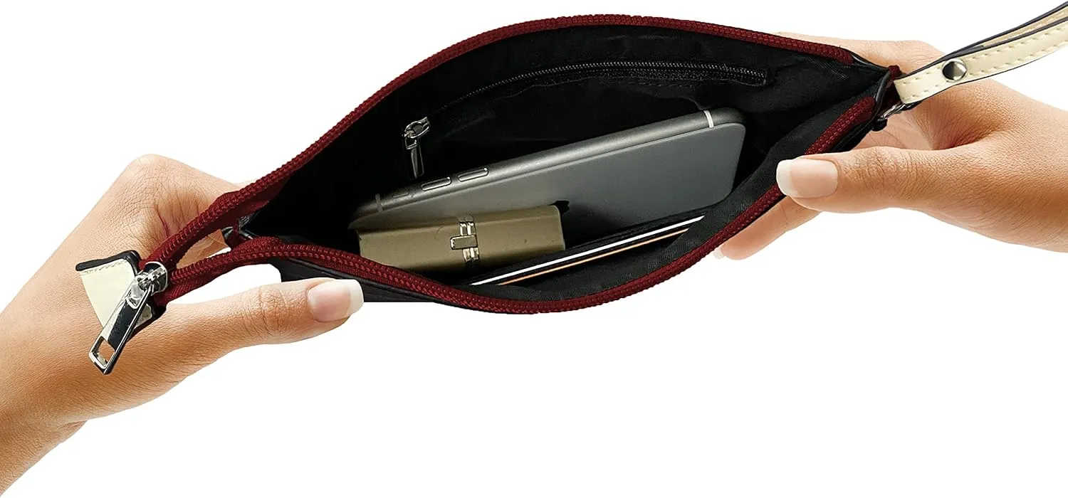 Littlearth NFL Womens NFL Victory Wristlet