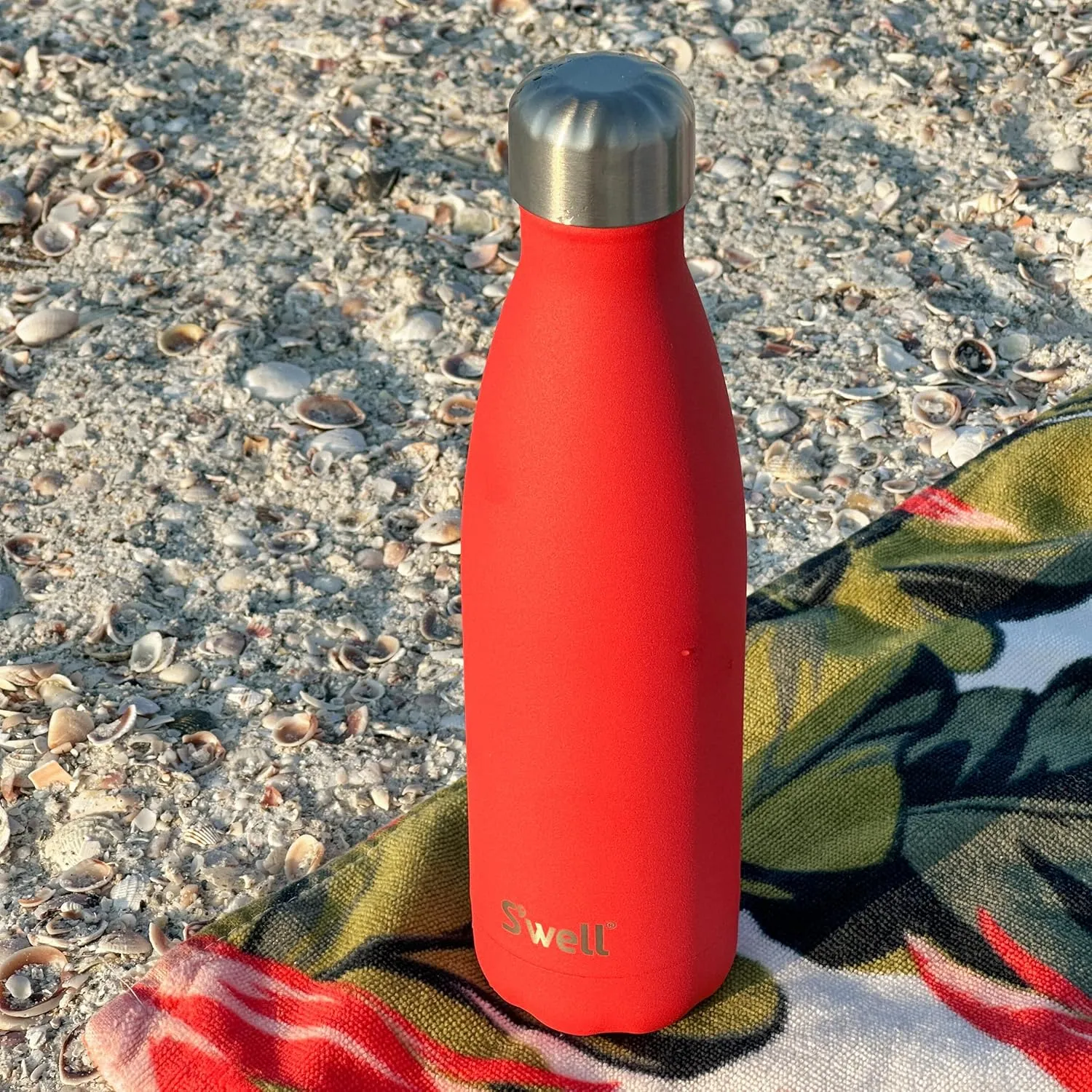 S'well Stainless Steel Water Bottle, 17oz, Poppy Red, Triple Layered Vacuum Insulated Containers Keeps Drinks Cold for 36 Hours and Hot for 18, BPA Free, Perfect for On the Go